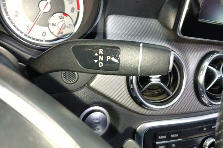 Used Mercedes-Benz GLA 2016 GLA 200 Sport Edition Gear Lever