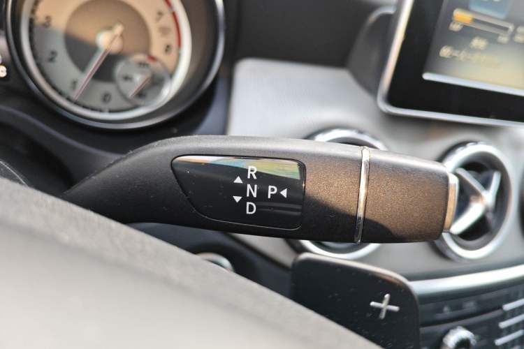 Used Mercedes-Benz GLA 2016 GLA 200 Sport Edition Gear Lever