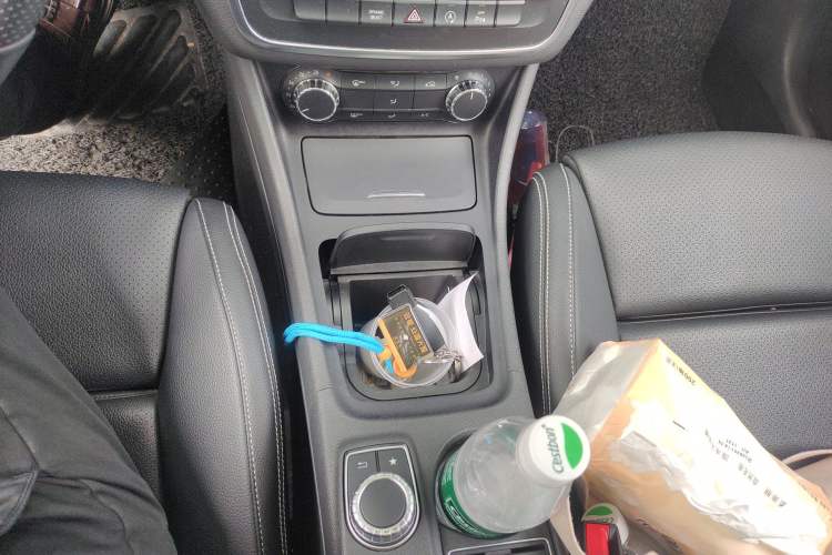 Used Mercedes-Benz GLA 2016 GLA 200 Sport Edition Gear Lever
