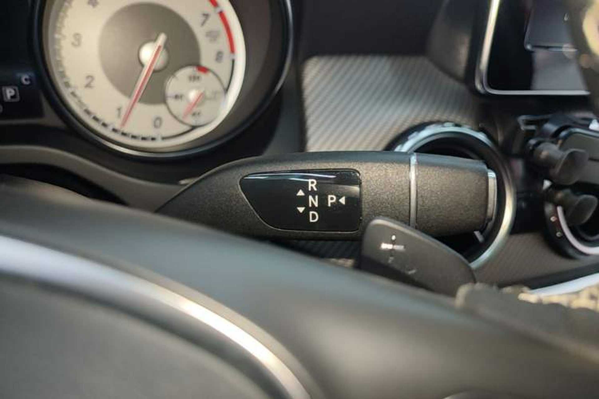 Used Mercedes-Benz GLA 2016 GLA 200 Sport Edition Gear Lever