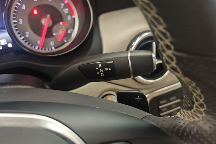 Used Mercedes-Benz GLA 2016 GLA 200 Sport Edition Gear Lever