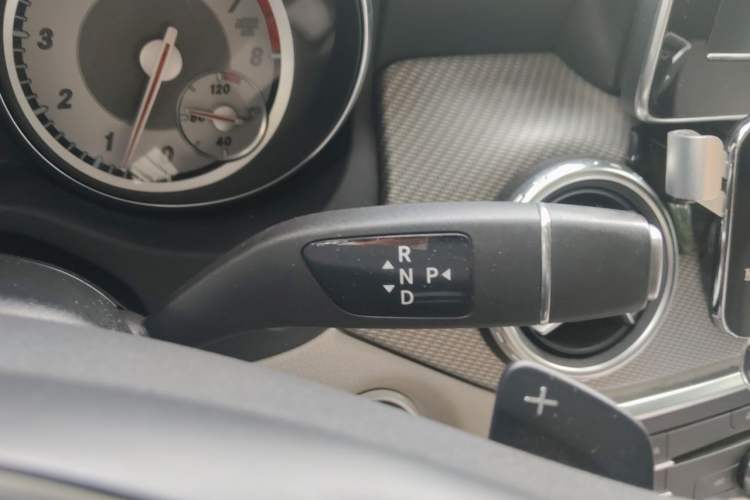 Used Mercedes-Benz GLA 2016 GLA 200 Sport Edition Gear Lever
