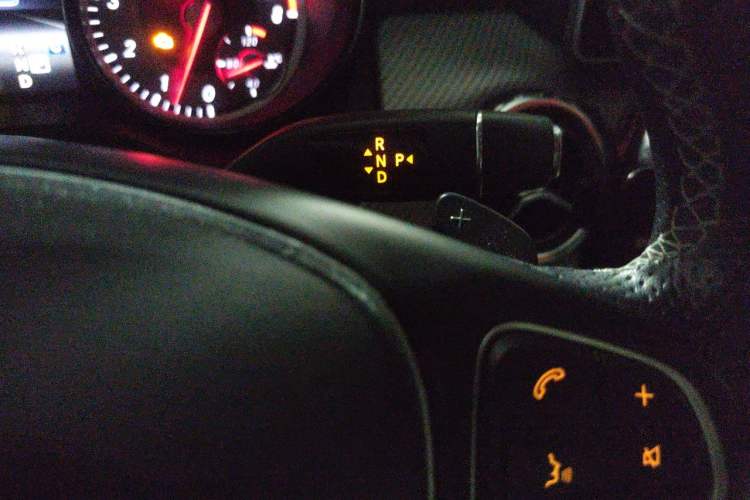 Used Mercedes-Benz GLA 2016 GLA 200 Fashion Model Gear Lever
