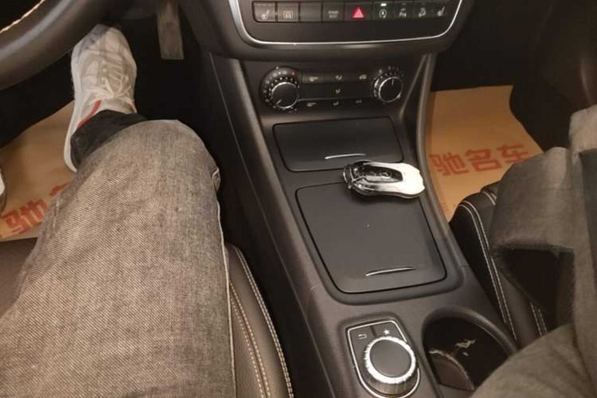 Used Mercedes-Benz GLA 2016 GLA 220 4MATIC Fashion Edition Gear Lever