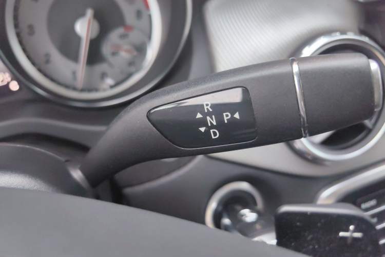 Used Mercedes-Benz GLA 2016 GLA 200 Sport Edition Gear Lever
