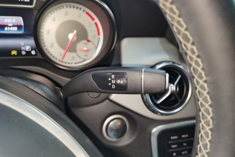 Used Mercedes-Benz GLA 2016 GLA 200 Sport Edition Gear Lever