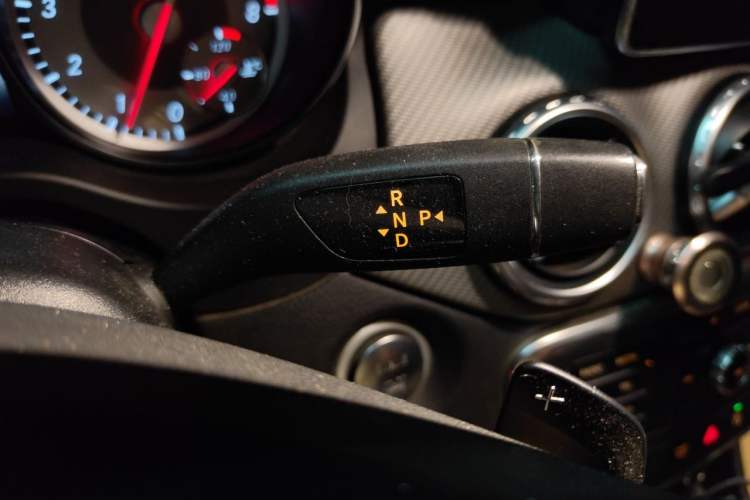 Used Mercedes-Benz GLA 2016 GLA 200 Sport Edition Gear Lever