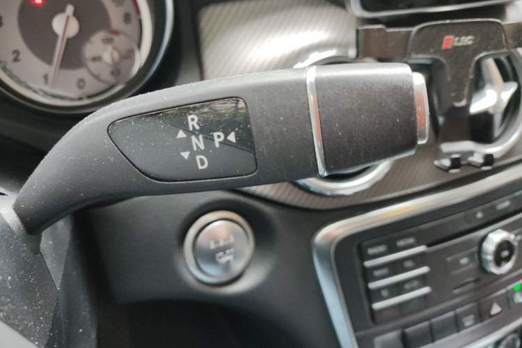 Used Mercedes-Benz GLA 2016 GLA 200 Sport Edition Gear Lever