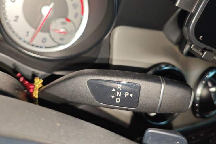 Used Mercedes-Benz GLA 2016 GLA 200 Sport Edition Gear Lever
