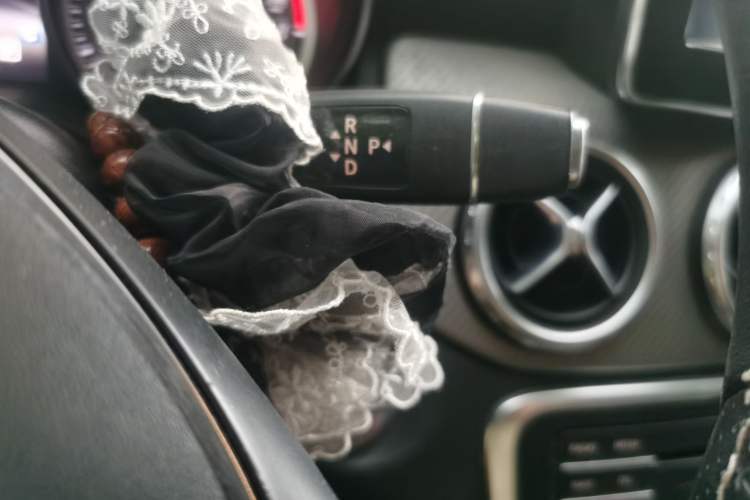 Used Mercedes-Benz GLA 2016 GLA 200 Sport Edition Gear Lever