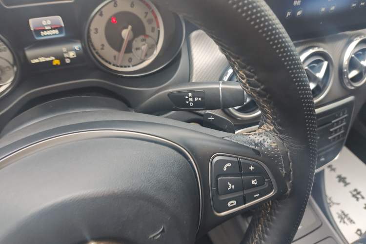 Used Mercedes-Benz GLA 2016 GLA 200 Fashion Model Gear Lever