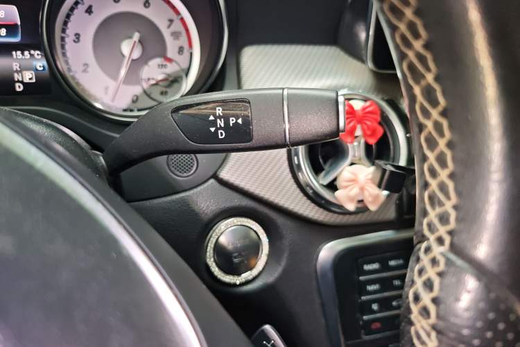 Used Mercedes-Benz GLA 2016 GLA 200 Fashion Model Gear Lever