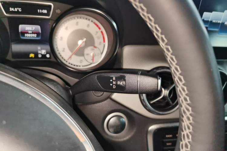 Used Mercedes-Benz GLA 2016 GLA 200 Sport Edition Gear Lever