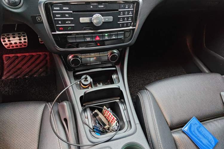 Used Mercedes-Benz GLA 2016 GLA 200 Fashion Model Gear Lever