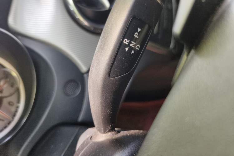 Used Mercedes-Benz GLA 2016 GLA 200 Sport Edition Gear Lever