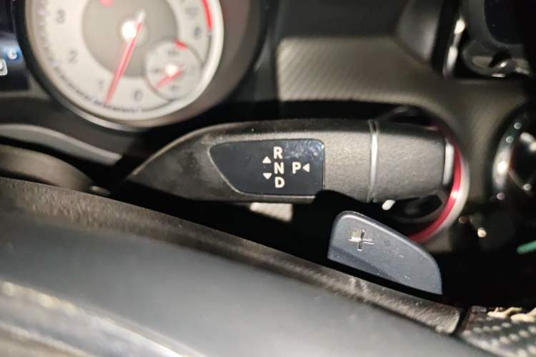 Used Mercedes-Benz GLA 2016 GLA 200 Sport Edition Gear Lever