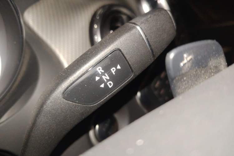 Used Mercedes-Benz GLA 2016 GLA 200 Fashion Model Gear Lever