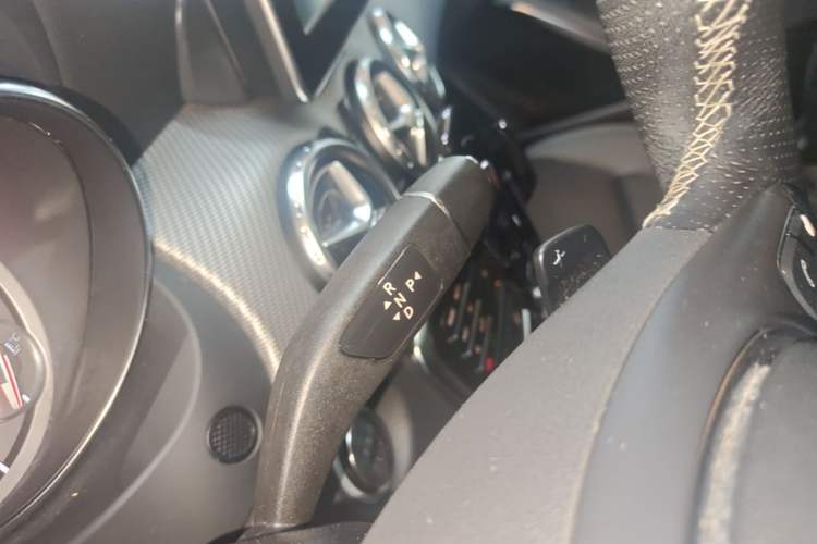 Used Mercedes-Benz GLA 2016 GLA 200 Sport Edition Gear Lever