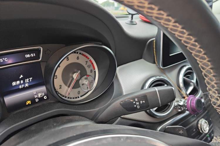 Used Mercedes-Benz GLA 2016 GLA 200 Sport Edition Gear Lever