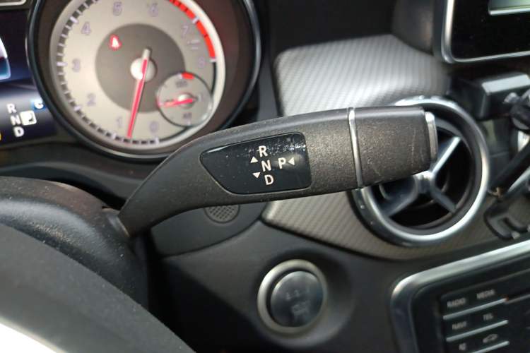 Used Mercedes-Benz GLA 2016 GLA 200 Sport Edition Gear Lever