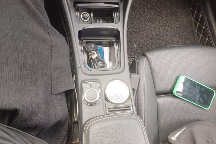 Used Mercedes-Benz GLA 2016 GLA 200 Fashion Model Gear Lever