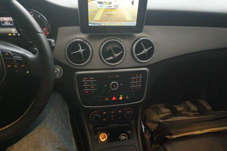 Used Mercedes-Benz GLA 2016 GLA 200 Sport Edition Gear Lever