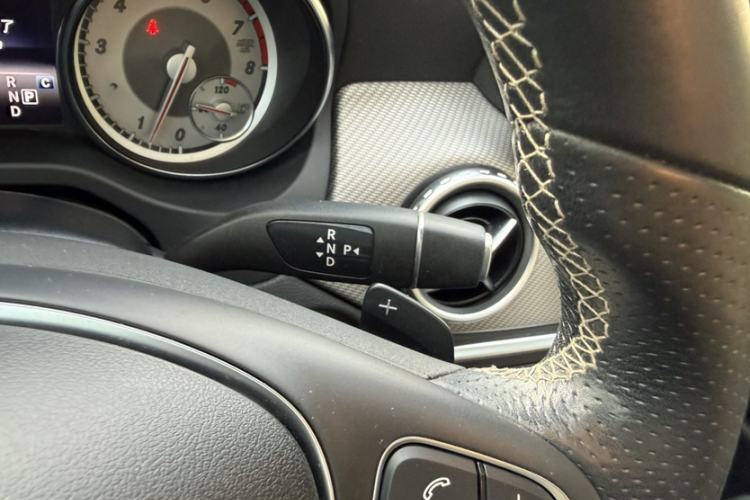 Used Mercedes-Benz GLA 2016 GLA 200 Fashion Model Gear Lever