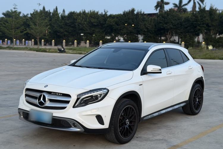 Used Mercedes-Benz GLA 2015 GLA 220 4MATIC Fashion Model Guazi used car, China used car export, Used car for sale, Used cars, Cheapest cars for sale