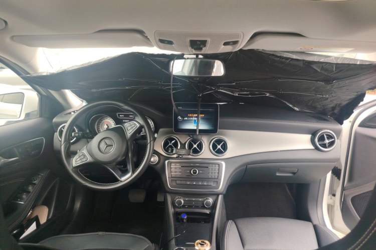 Used Mercedes-Benz GLA 2016 GLA 200 Fashion Model Headliner