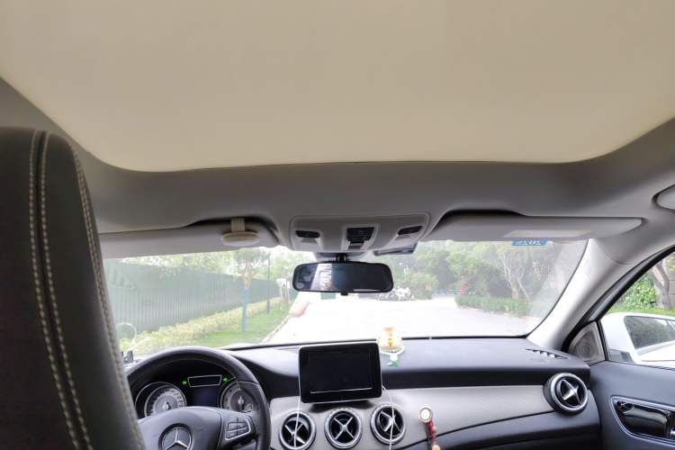 Used Mercedes-Benz GLA 2016 GLA 200 Sport Edition Headliner