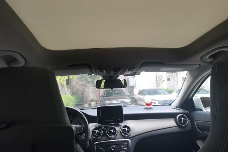 Used Mercedes-Benz GLA 2016 GLA 200 Sport Edition Headliner
