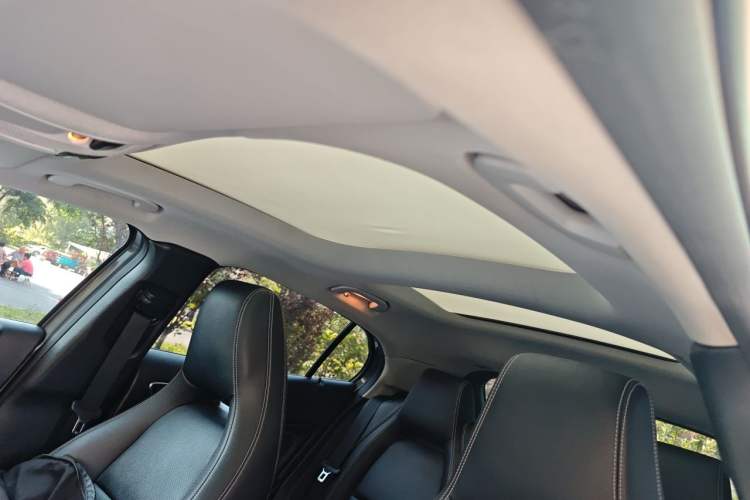 Used Mercedes-Benz GLA 2016 GLA 200 Fashion Model Headliner