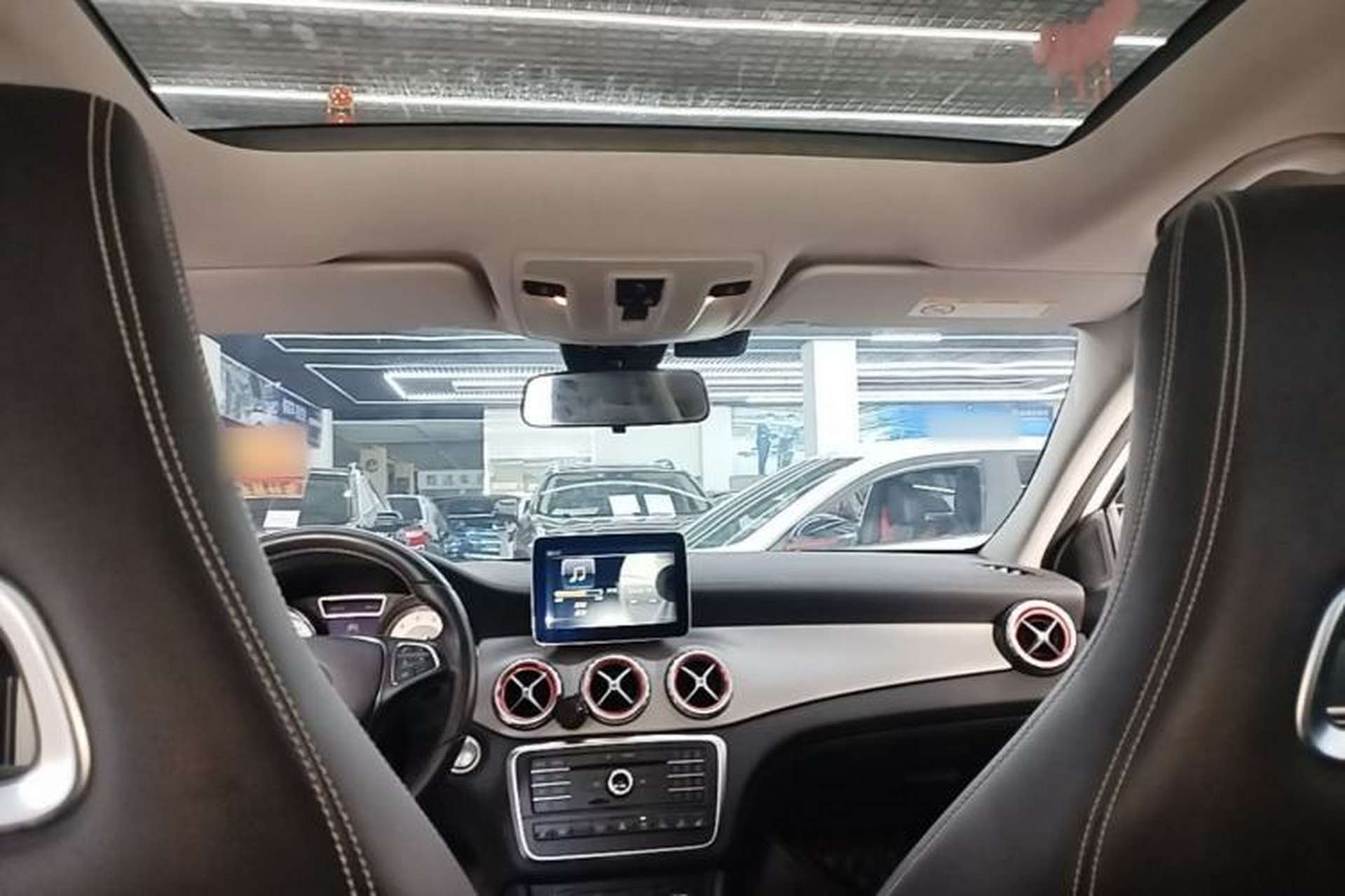 Used Mercedes-Benz GLA 2016 GLA 220 4MATIC Fashion Edition Headliner