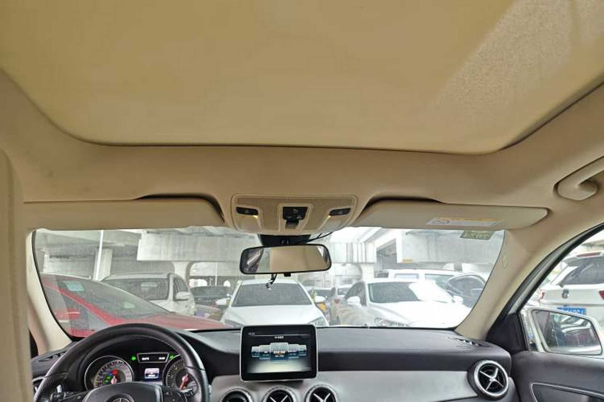 Used Mercedes-Benz GLA 2016 GLA 220 4MATIC Fashion Edition Headliner