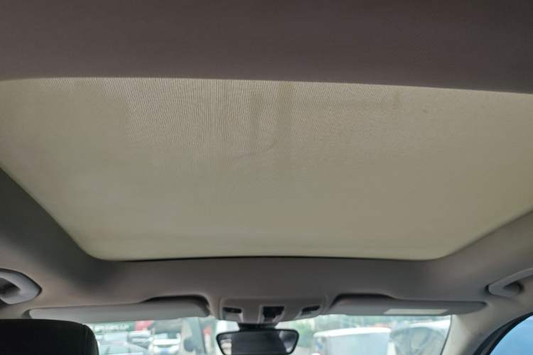 Used Mercedes-Benz GLA 2016 GLA 200 Fashion Model Headliner