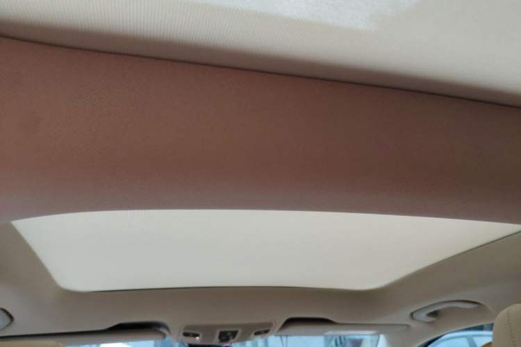 Used Mercedes-Benz GLA 2016 GLA 200 Sport Edition Headliner