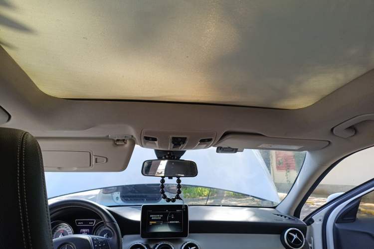 Used Mercedes-Benz GLA 2016 GLA 200 Sport Edition Headliner