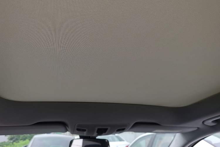 Used Mercedes-Benz GLA 2016 GLA 220 4MATIC Fashion Edition Headliner