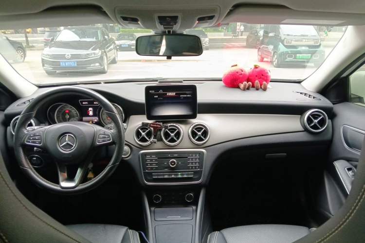 Used Mercedes-Benz GLA 2016 GLA 200 Fashion Model Headliner
