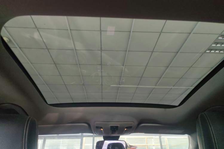 Used Mercedes-Benz GLA 2016 GLA 220 4MATIC Fashion Edition Headliner