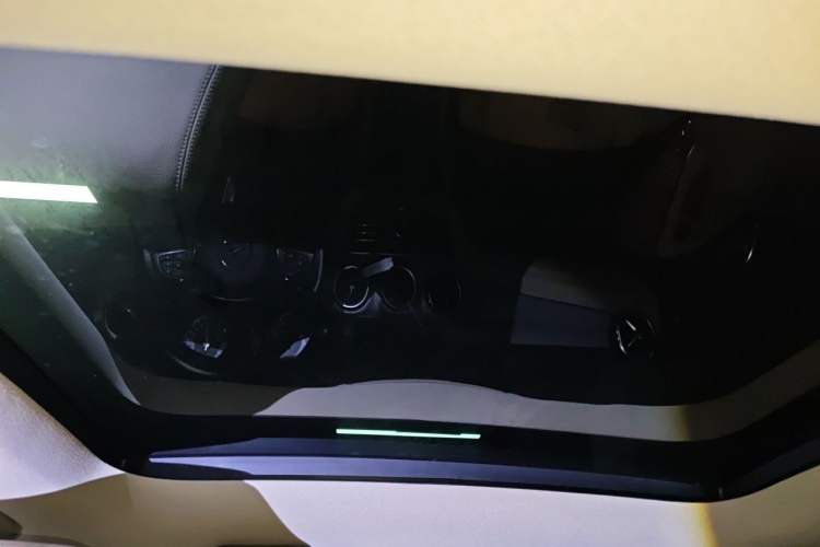 Used Mercedes-Benz GLA 2016 GLA 200 Sport Edition Headliner