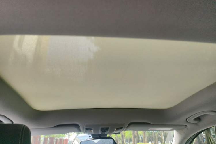 Used Mercedes-Benz GLA 2016 GLA 220 4MATIC Fashion Edition Headliner