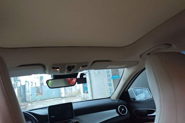 Used Mercedes-Benz GLA 2016 GLA 200 Fashion Model Headliner
