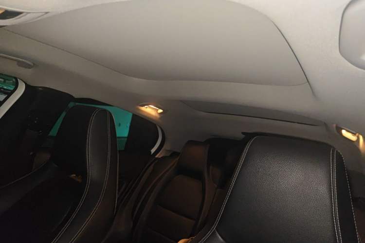 Used Mercedes-Benz GLA 2016 GLA 200 Sport Edition Headliner