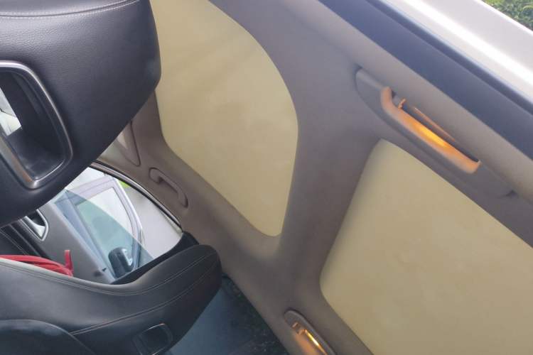 Used Mercedes-Benz GLA 2016 GLA 200 Sport Edition Headliner