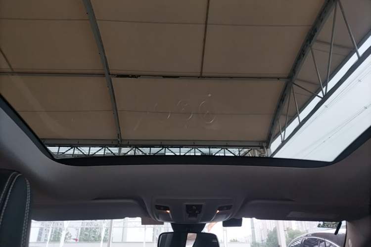 Used Mercedes-Benz GLA 2016 GLA 220 4MATIC Fashion Edition Headliner