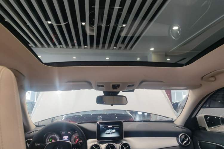 Used Mercedes-Benz GLA 2016 GLA 200 Fashion Model Headliner