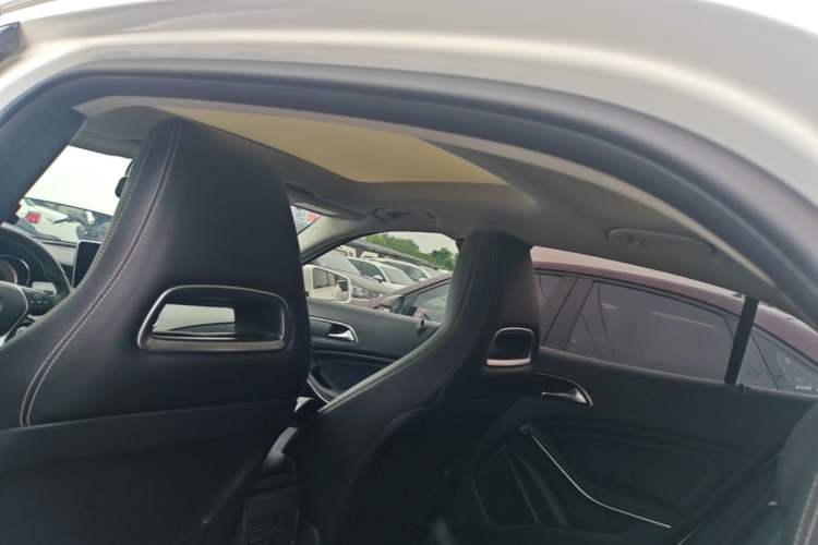 Used Mercedes-Benz GLA 2016 GLA 200 Fashion Model Headliner