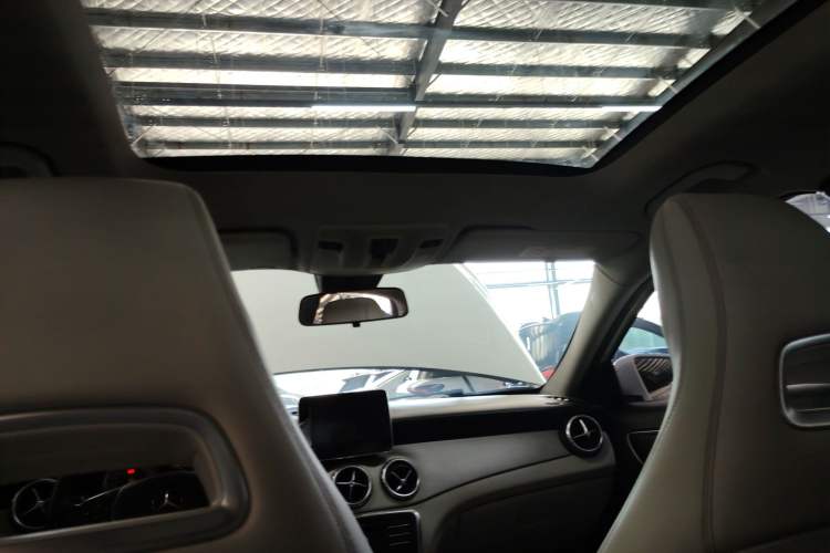 Used Mercedes-Benz GLA 2016 GLA 200 Sport Edition Headliner