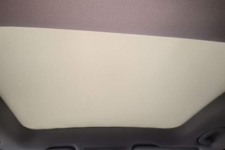 Used Mercedes-Benz GLA 2016 GLA 220 4MATIC Fashion Edition Headliner